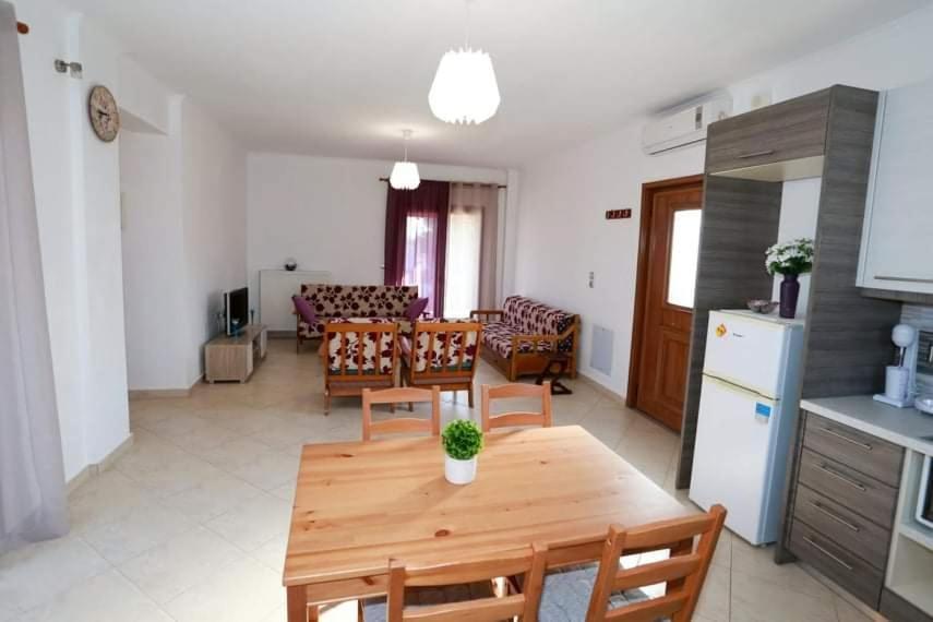 Nikiti View Apartment Exterior foto